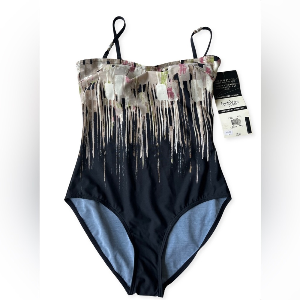 NWT FantaSizer Women’s Swimsuit